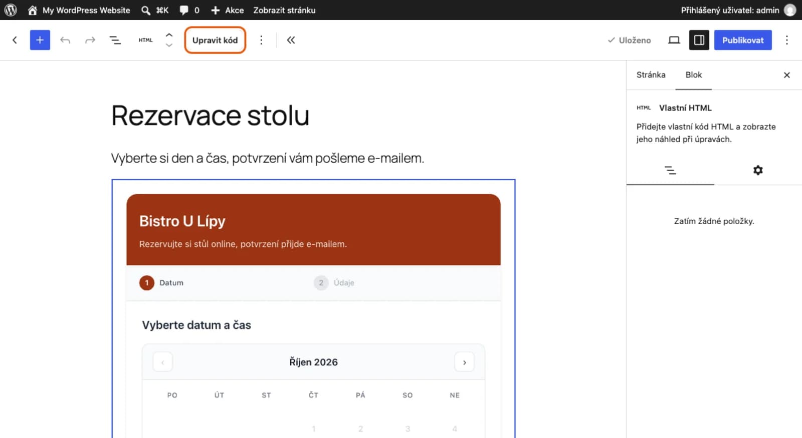 Editor WordPressu s blokem Vlastní HTML, ve kterém je vložený rezervační formulář